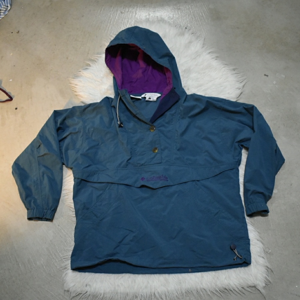 Vintage Columbia windbreaker with tortoise buttons